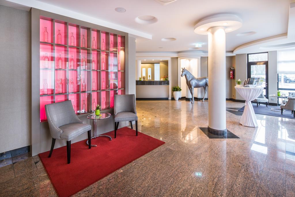 Hotel Plaza Ντούισμπουργκ Εξωτερικό φωτογραφία